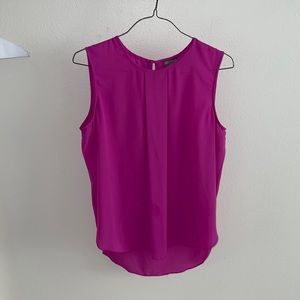 Vince Camuto, pink sleeveless blouse, excellent condition. Women’s large